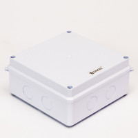 Коробка розподільча без отворів вологостійка ІР65 150х150х70