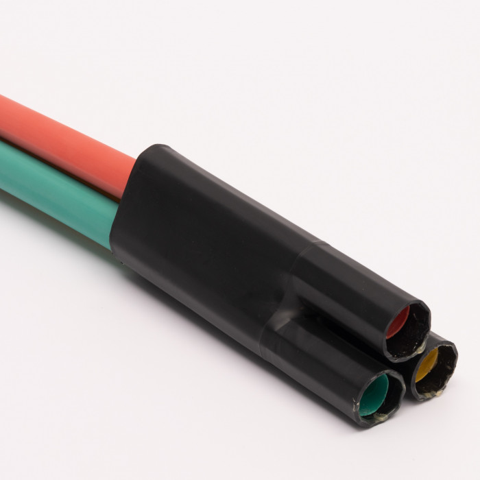 Муфта концевая термоусадочная до 1кВ для кабеля с пластмассовой изоляцией 3 ПКВТп-1 (25-50 мм²) без наконечников Takel (509015)