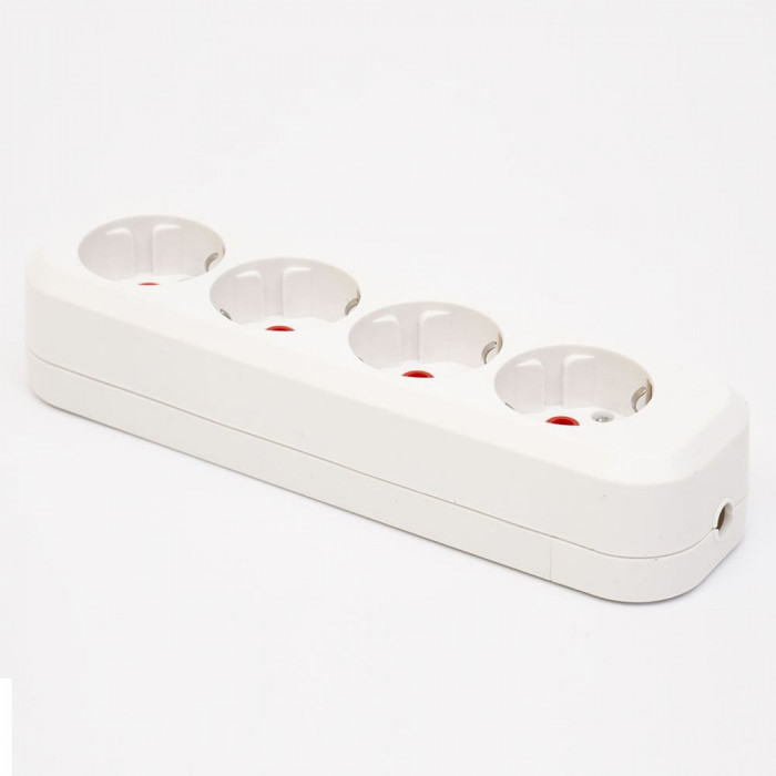 Колодка удлинителя 4 гнезда с ж/к LEE Takel (703890)