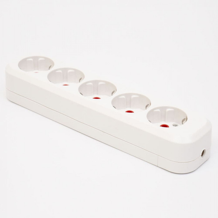 Колодка удлинителя 5 гнезд с ж/к LEE Takel (703895)