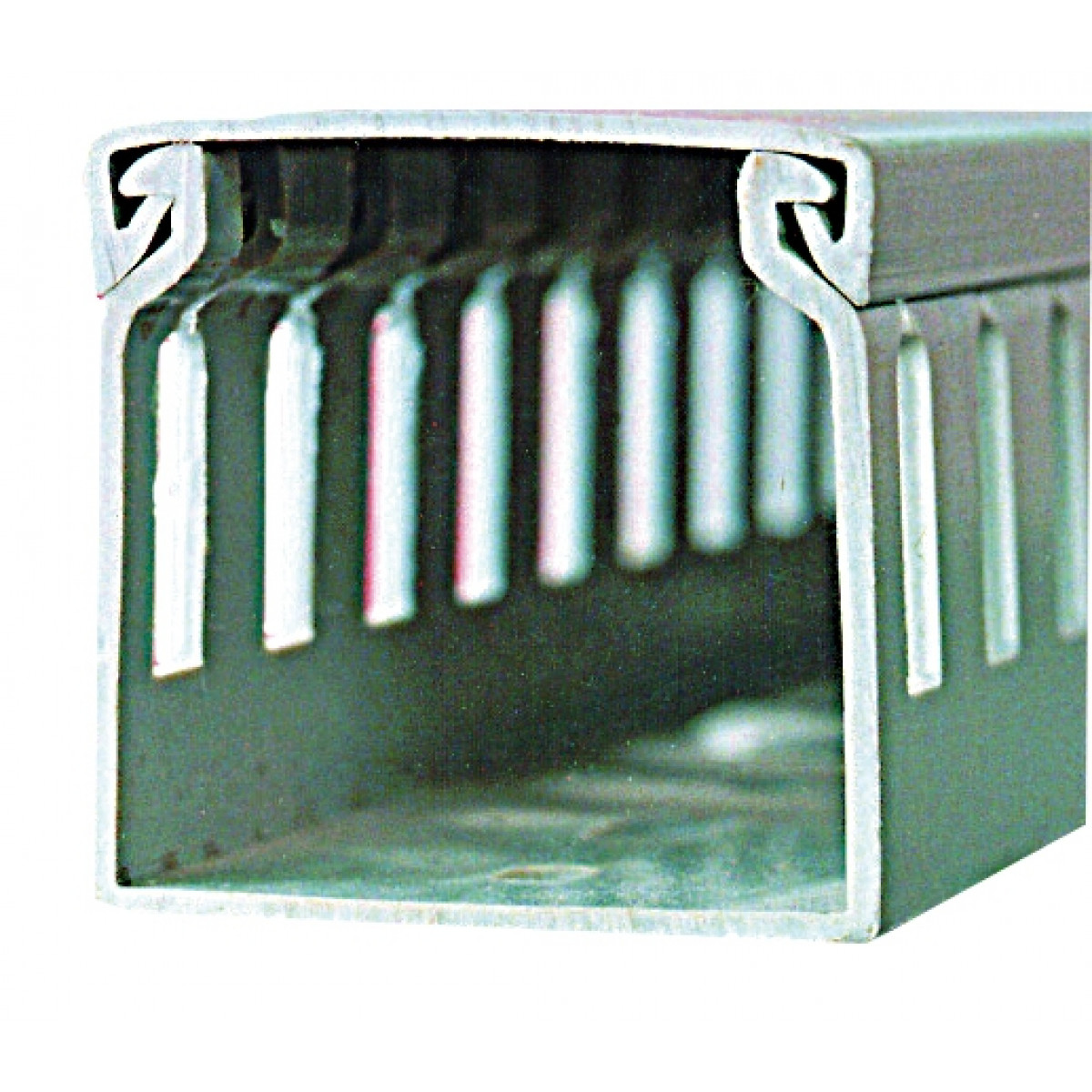 Короб перфорированный B 40x60 T (ПВХ, Ш40xВ60, 2м) ETI (3911038)