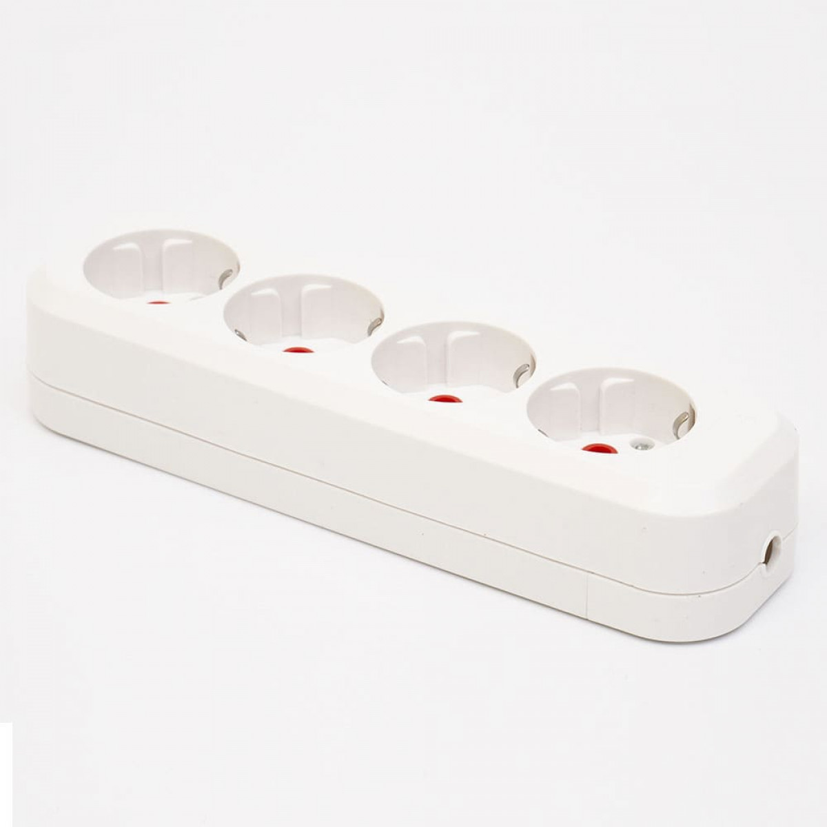 Колодка подовжувача 4 гнізда із з/к LEE Takel (703890)